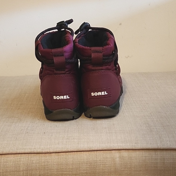Sorel Boots - Picture 2 of 5
